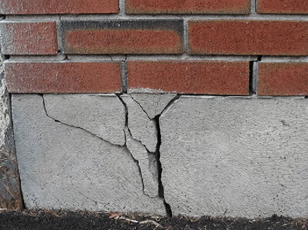 Concrete foundation with serious structural damage in Worcester, MA
